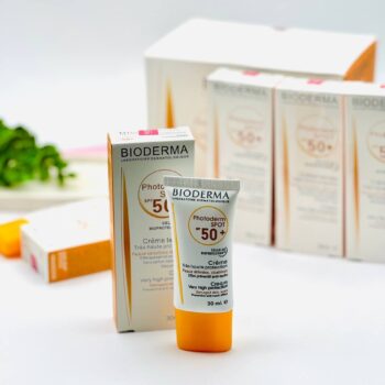 کرم ضد آفتاب بیودرما اسپات بی رنگ BIODERMA