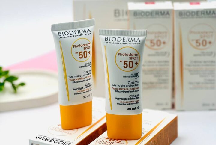 کرم ضد آفتاب بیودرما اسپات بی رنگ BIODERMA
